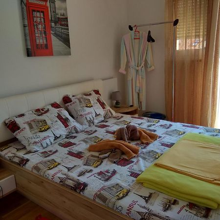 Apartment Tea Цетинє Екстер'єр фото