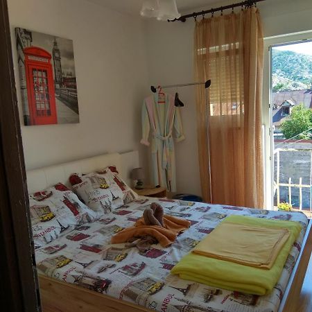 Apartment Tea Цетинє Екстер'єр фото