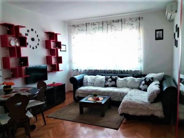Apartment Tea Цетинє Екстер'єр фото